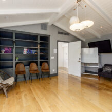 Group space for addiction treatment in Los Angeles California. Tulua health
