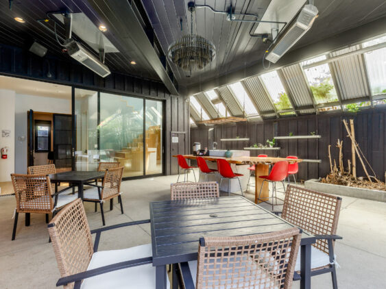 wide shot outdoor space addiction treatment in Los Angeles California. Tulua health